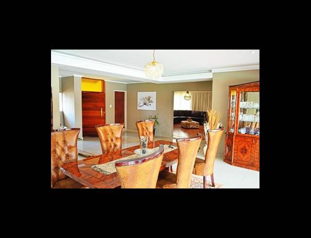 4 BEDROOM HOUSE FOR SALE IN ALBERANTE